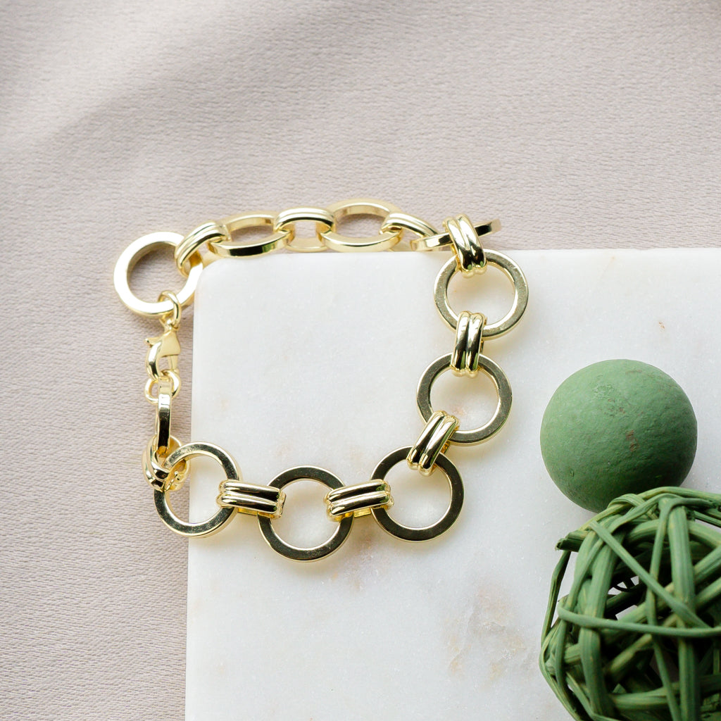 Designer Circle Link Gold Bracelet