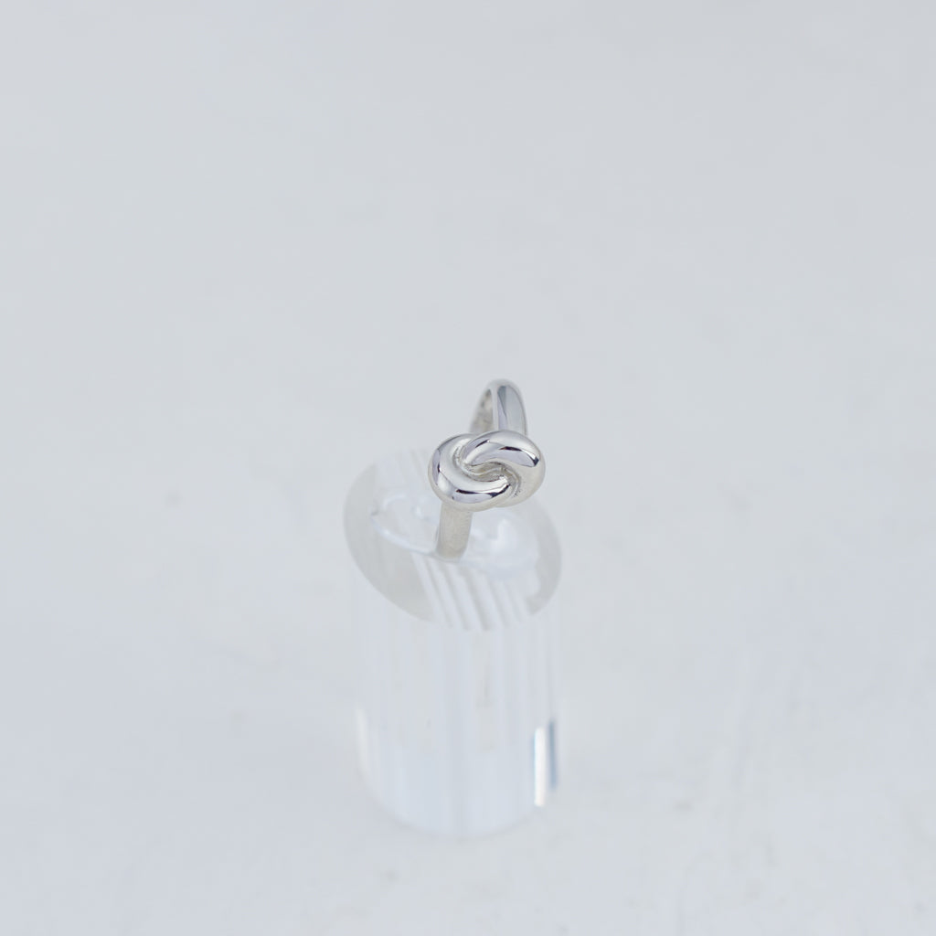 Knot Ring