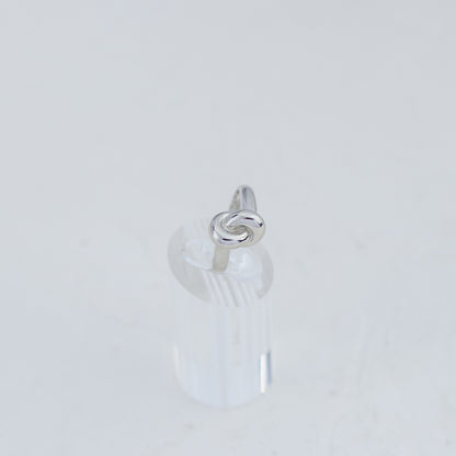 Knot Ring