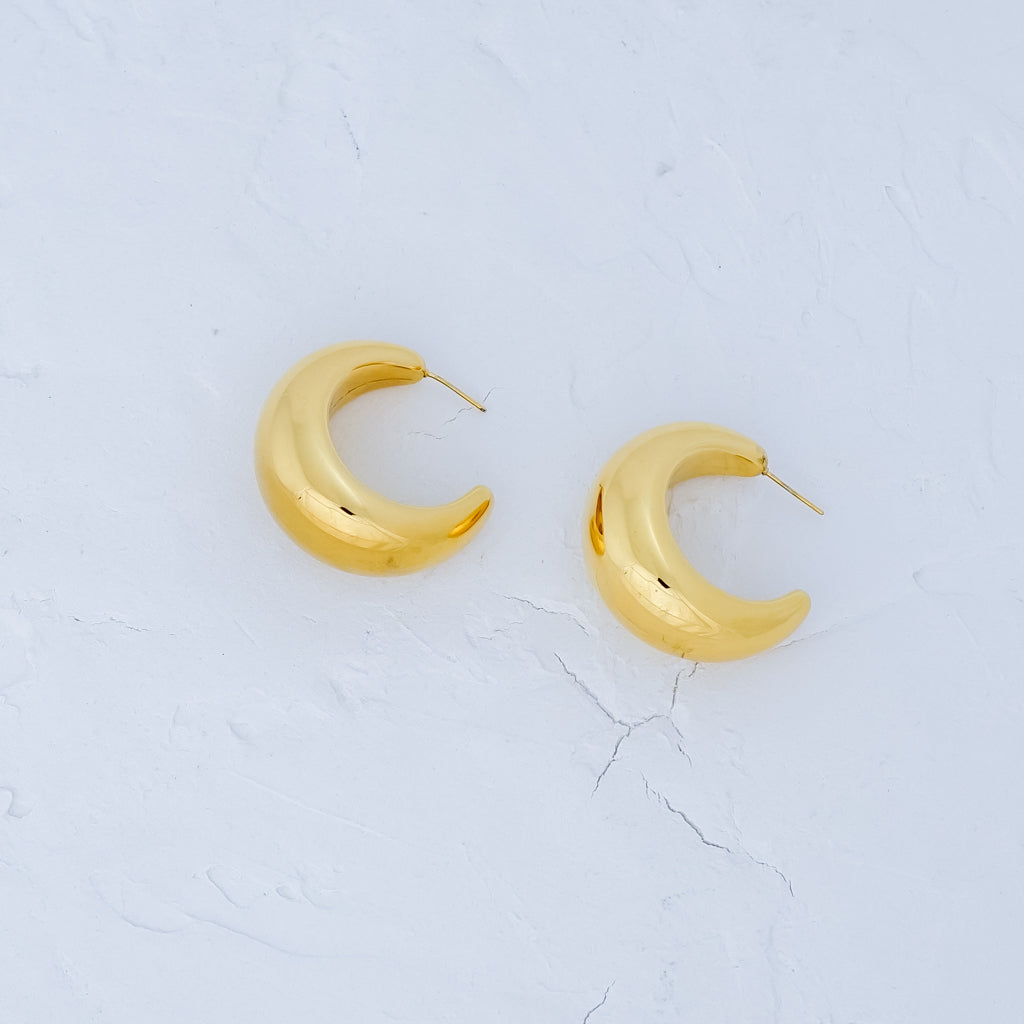 Chunky Moon Open Hoop