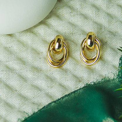 Oval shaped earrings