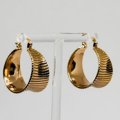 Flared Ribbed Gold Hoop