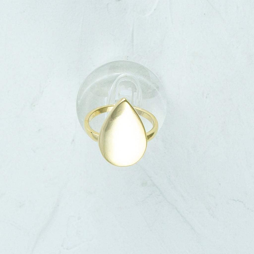 Tear drop gold ring