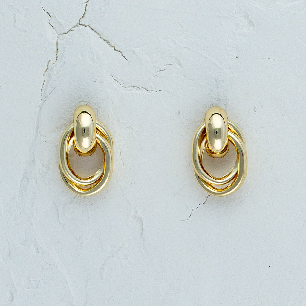 Oval shaped earrings