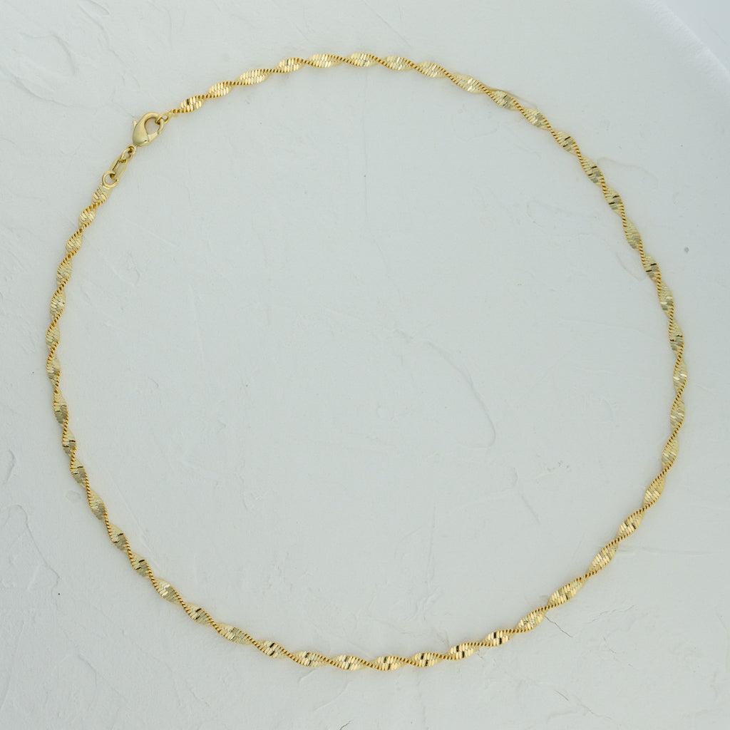 Twisted Herringbone Chain