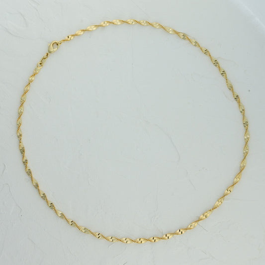 Twisted Herringbone Chain